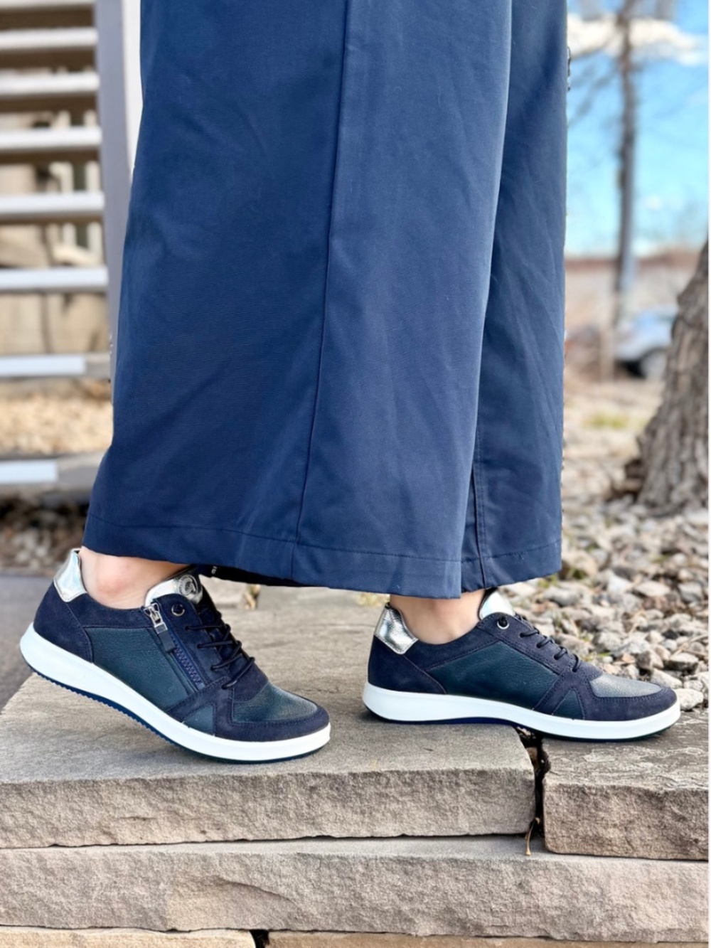 Ara Riviera Sneaker in Navy